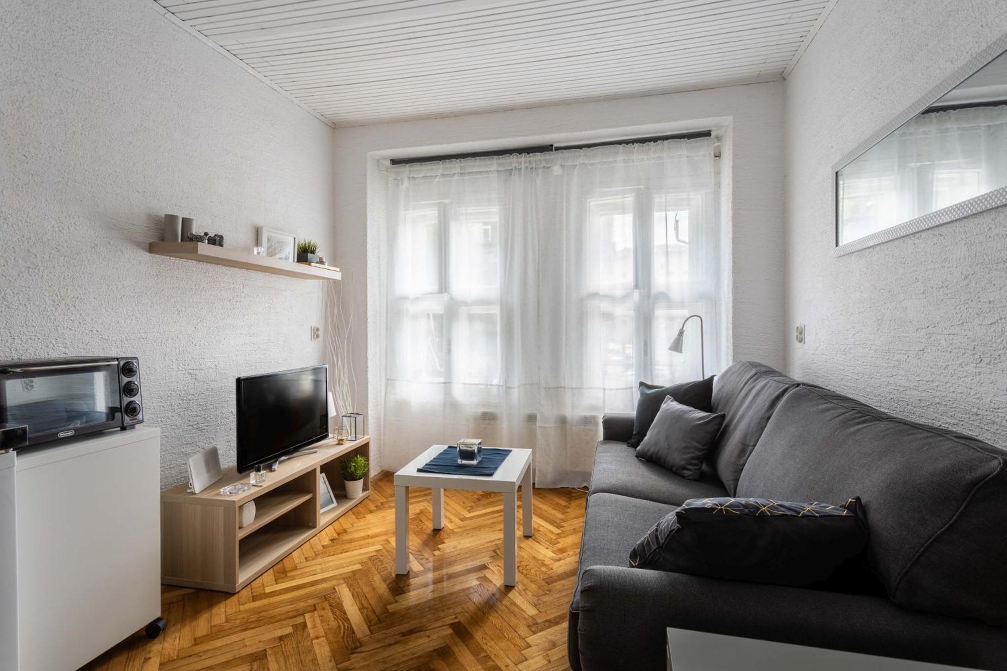 Apartment Petra By Blue Apartments Zagreb Buitenkant foto